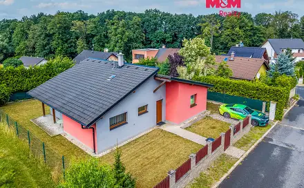 Prodej domu 108 m² s pozemkem 535 m², Zlatá, okres Praha-východ