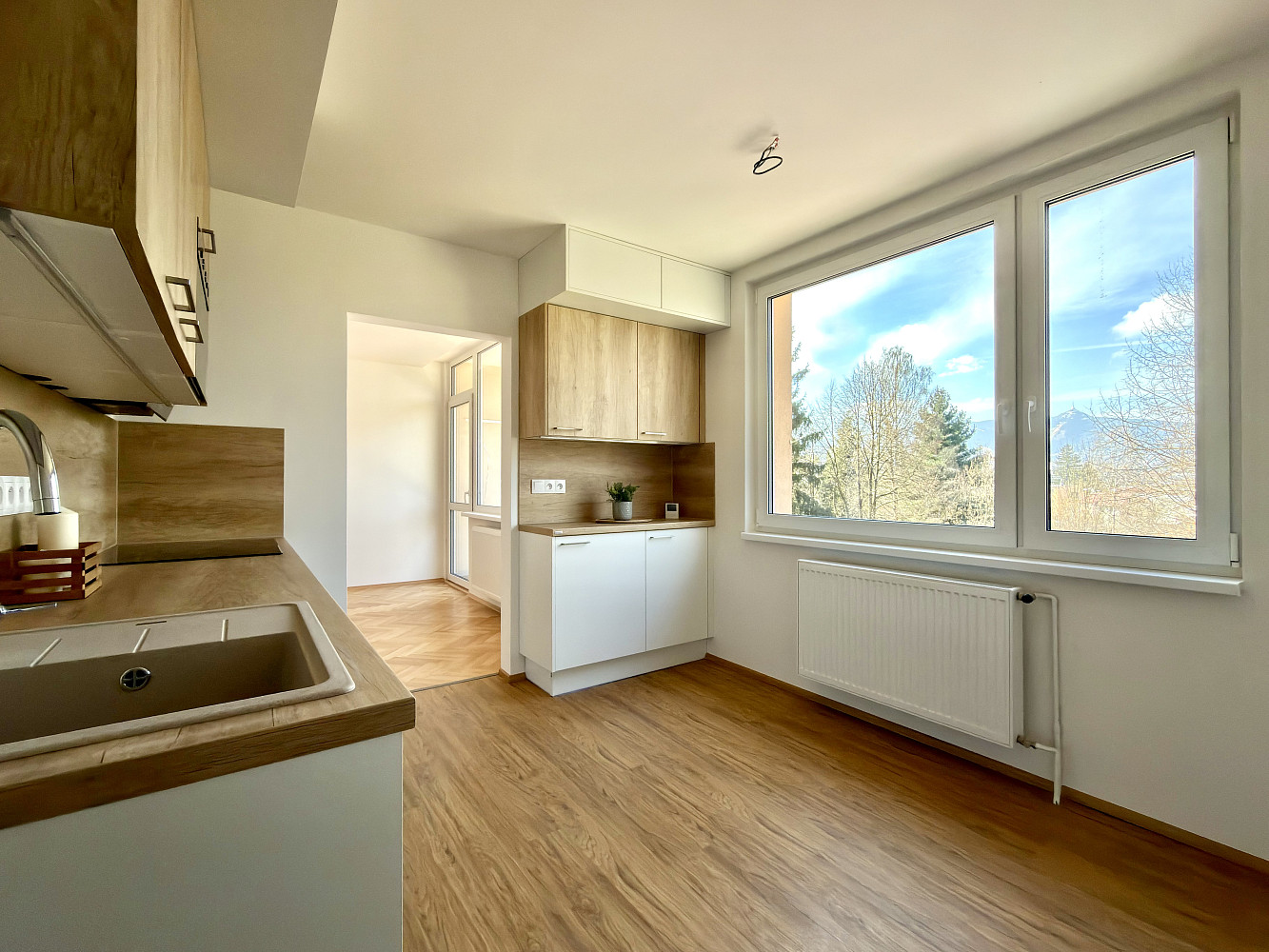 Prodej bytu 4+1 76 m² – pohled 3