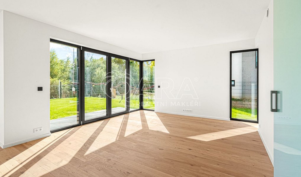 Prodej domu 288 m² s pozemkem 687 m², Praha – náhled fotky 6