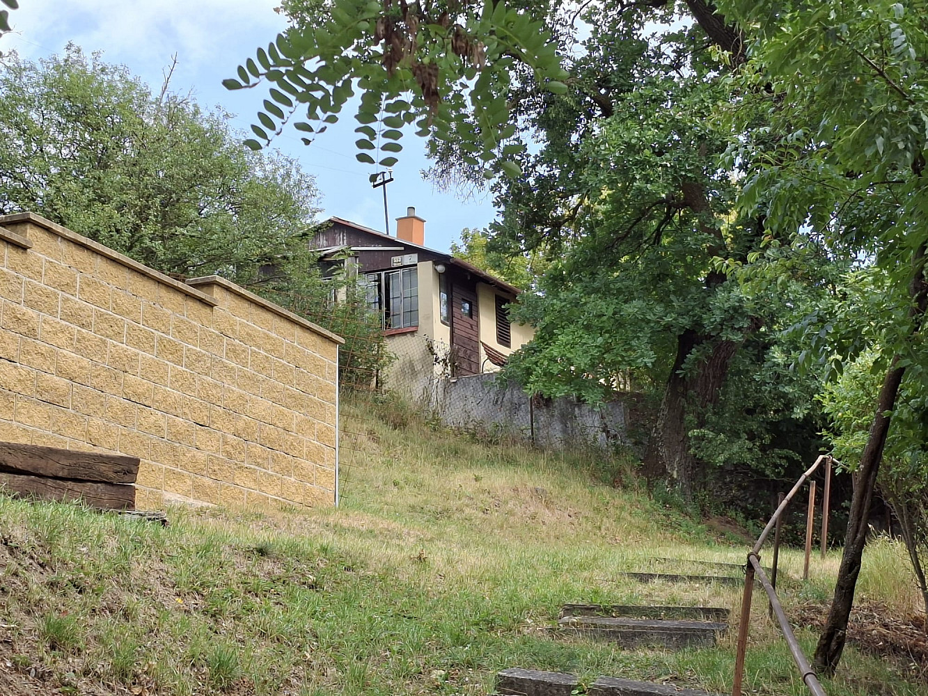 Prodej chaty/chalupy 35 m² s pozemkem 1 992 m²