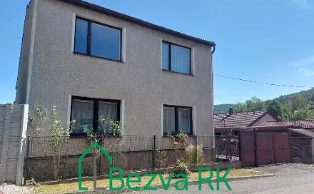 Pronájem domu 150 m² s pozemkem 400 m², Havířská, Loděnice, okres Beroun