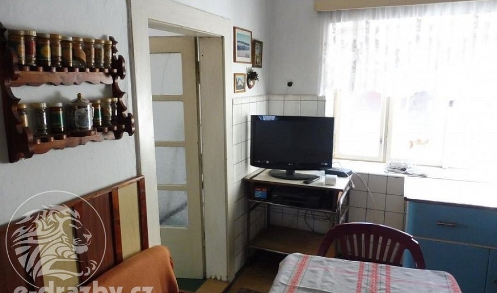 Prodej domu 121 m² s pozemkem 2 594 m², Běšiny – náhled fotky 4