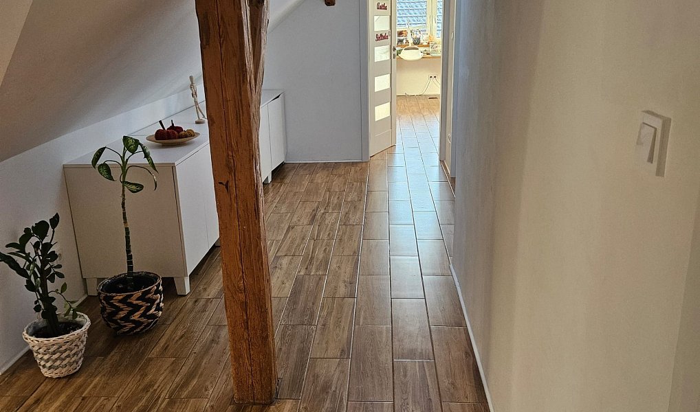 Prodej domu 189 m² s pozemkem 1 127 m², Radostná pod Kozákovem – náhled fotky 23