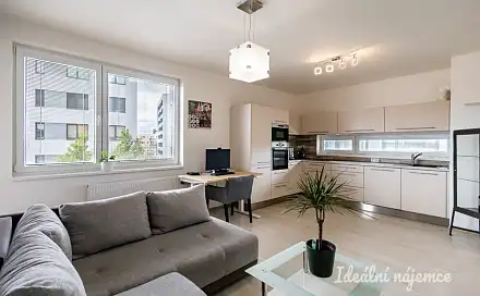 Pronájem bytu 2+kk 50 m², Mrázkova, Praha 9 - Černý Most