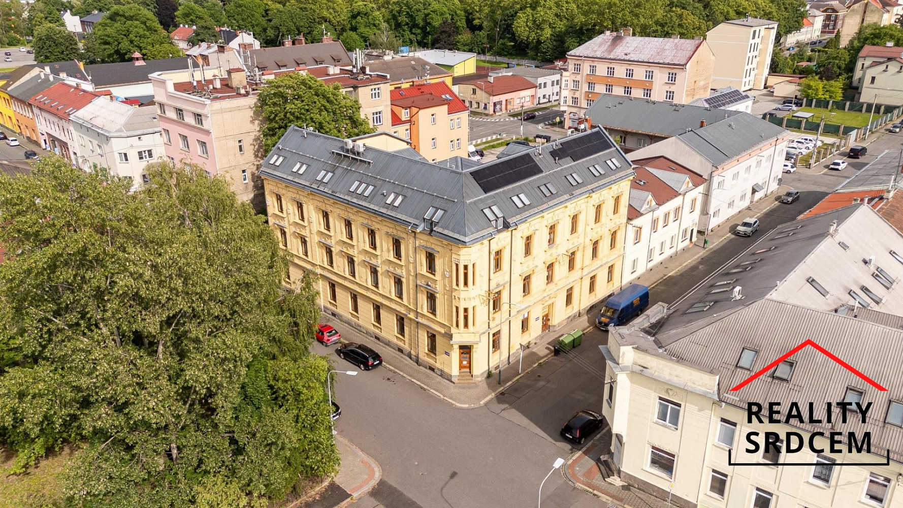 Prodej domu 1 267 m² s pozemkem 703 m²