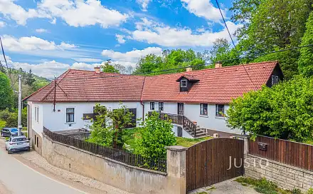 Prodej domu 137 m² s pozemkem 1 588 m², Čisovice - Bojov, okres Praha-západ