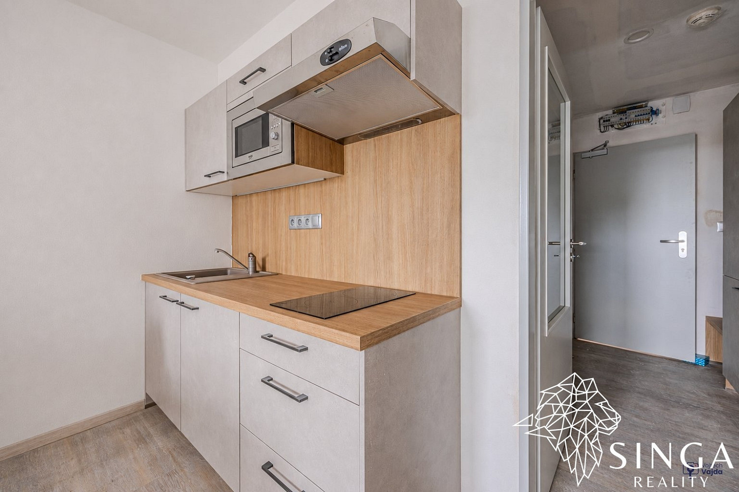 Pronájem bytu 1+kk 28 m² – fotografie 5