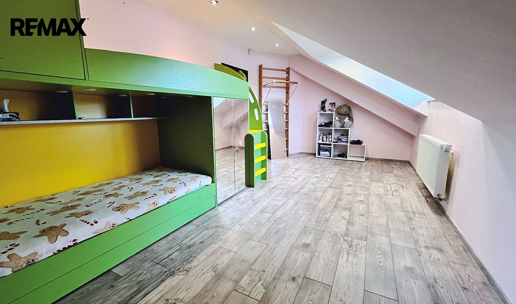 Prodej bytu 4+kk 119 m², Pelhřimov – náhled fotky 26