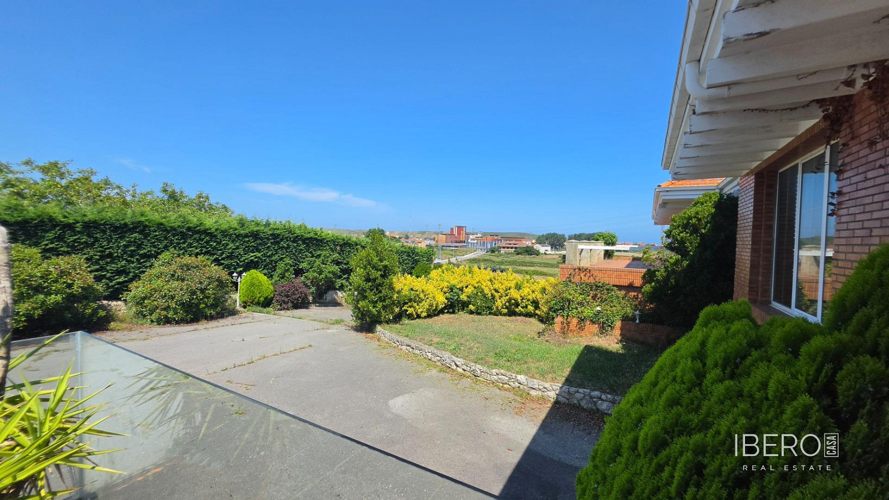 Casa 7+kk – Santa Cruz de Bezana, Urbanización Los Alamos I, Cantabria - Más