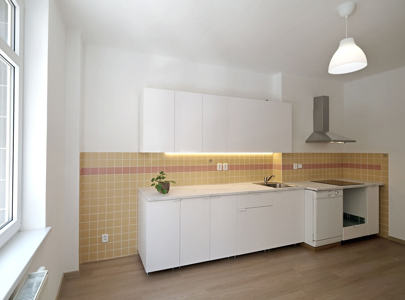 Pronájem kanceláře 70 m² — photo 4