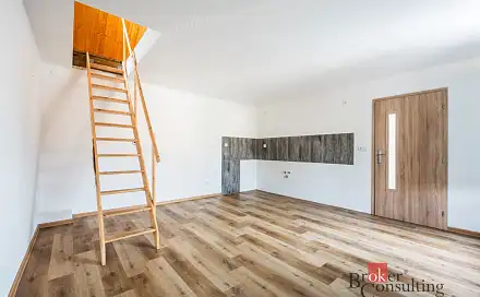 Prodej bytu 2+kk 77 m², Hoštice, okres Kroměříž