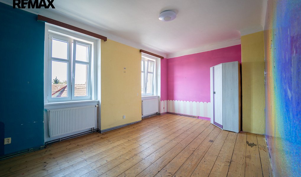 Prodej domu 500 m² s pozemkem 784 m², Svinaře – náhled fotky 5
