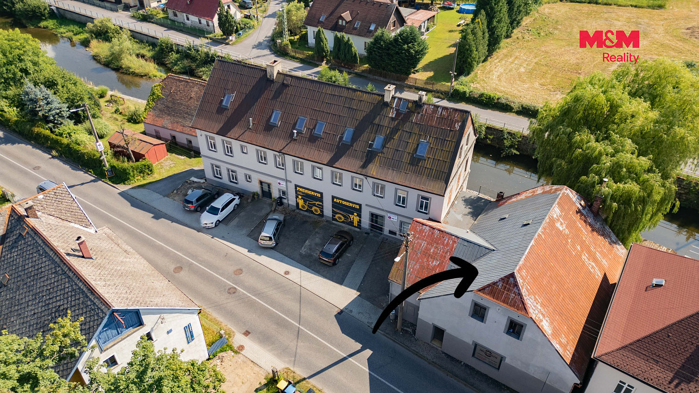 Prodej obchodních prostor 422 m² – fotografie 2