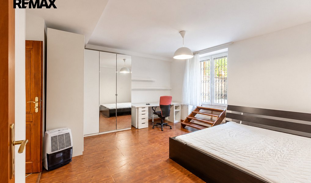 Pronájem bytu 2+kk 85 m², Praha – náhled fotky 5