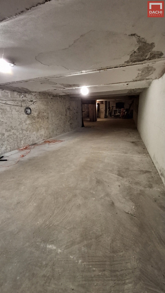 Pronájem skladovacích prostor 100 m² – fotografie 3