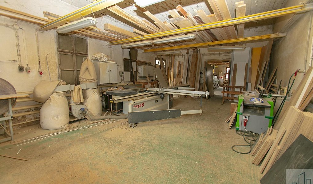 Prodej výrobních prostor 255 m², Lahošť – náhled fotky 11