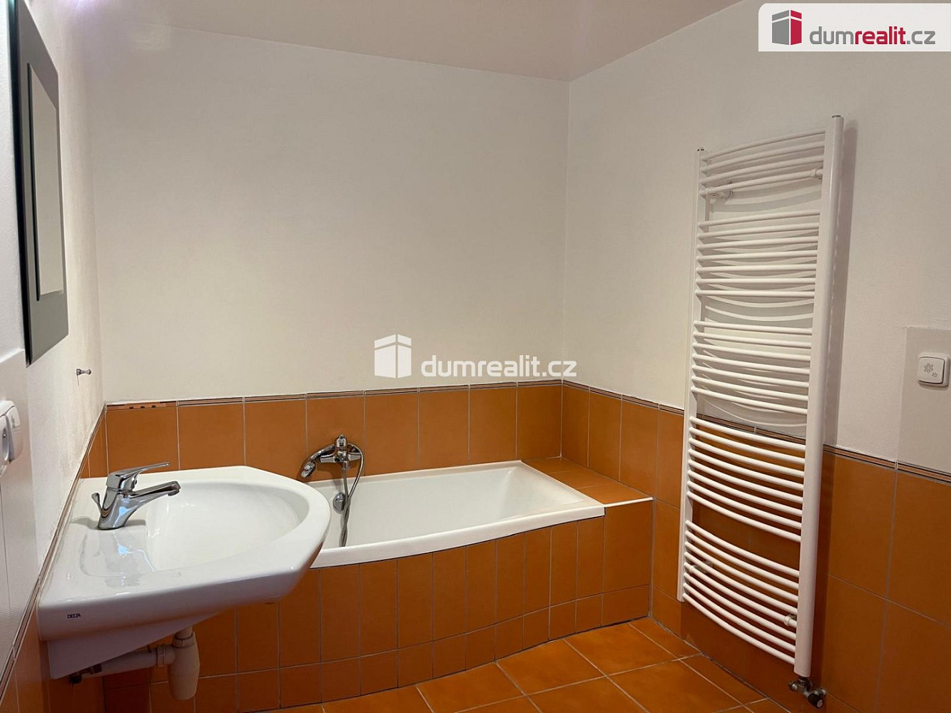 Pronájem bytu 2+kk 80 m² – fotografie 4