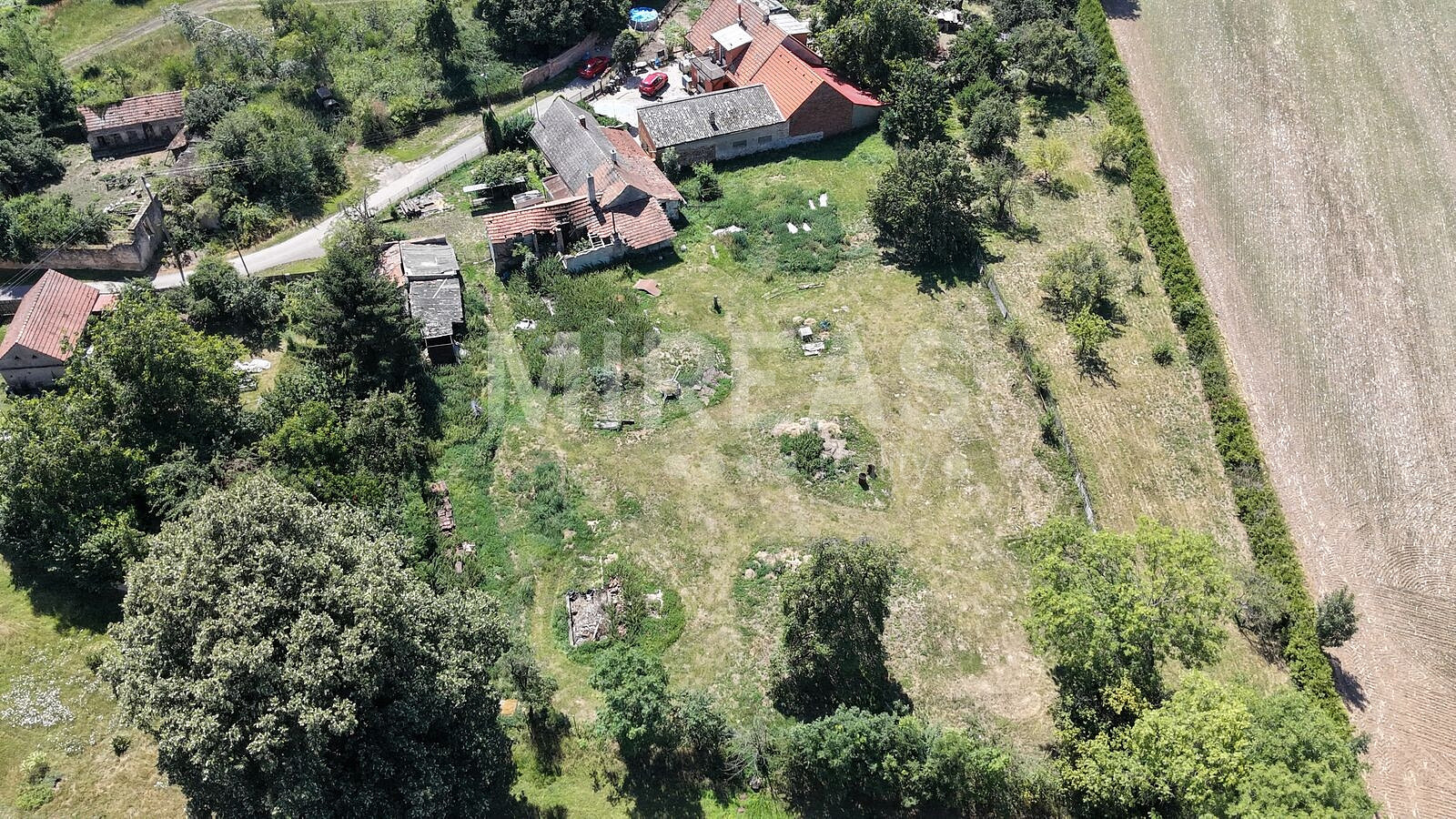 Prodej stavebního pozemku 3 320 m²