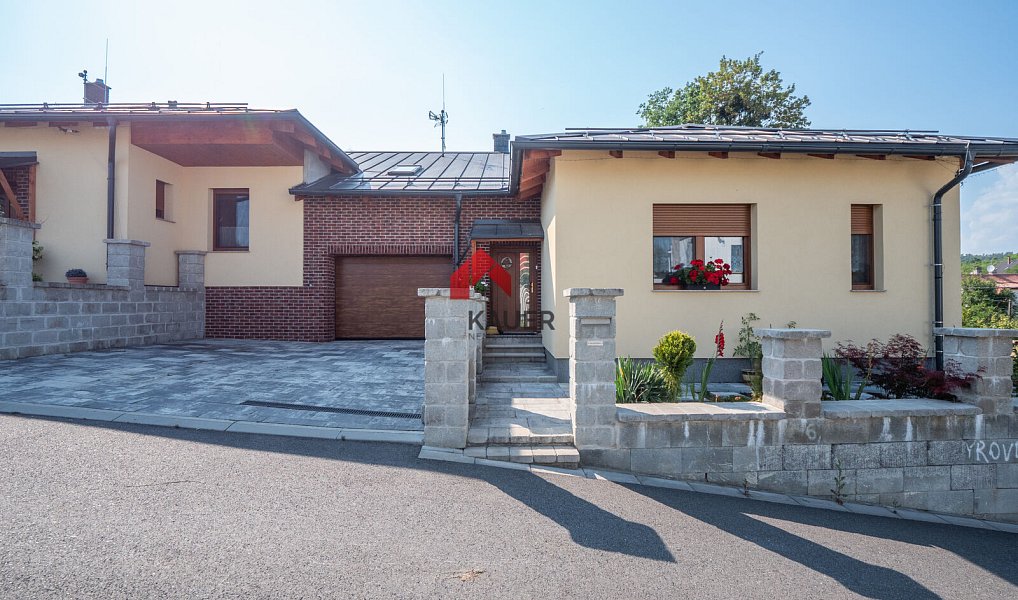 Prodej domu 345 m² s pozemkem 1 575 m², Dolní Lhota – náhled fotky 6
