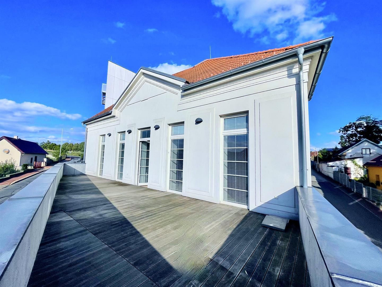 Pronájem bytu 4+kk 209 m²