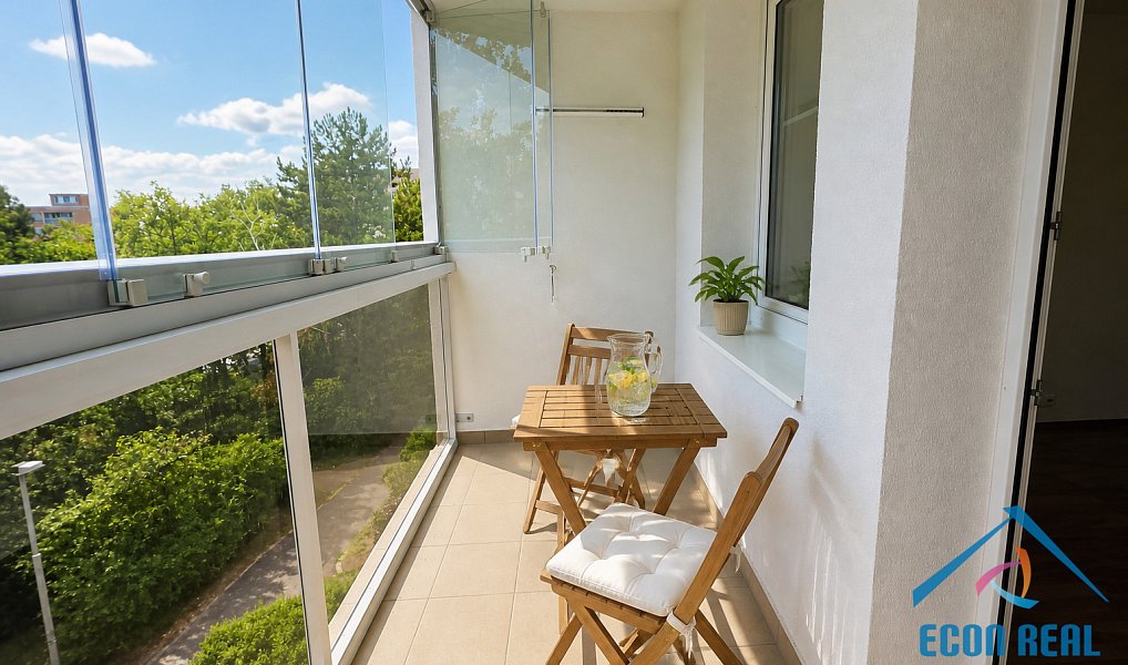 Prodej bytu 3+1 68 m², Praha – náhled fotky 3