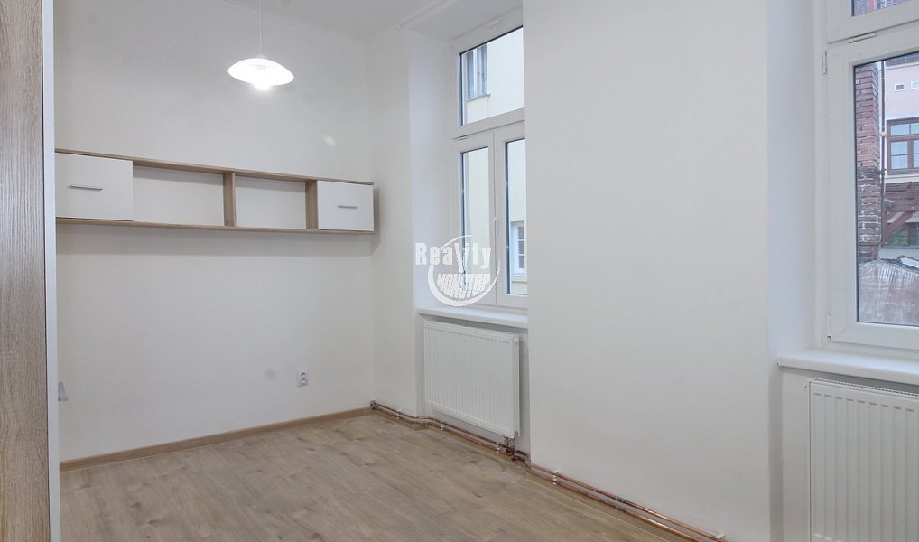 Prodej bytu 2+1 42 m², Jihlava – náhled fotky 3