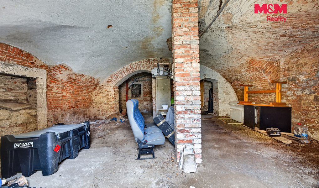 Prodej domu 340 m² s pozemkem 431 m², Studená – náhled fotky 22