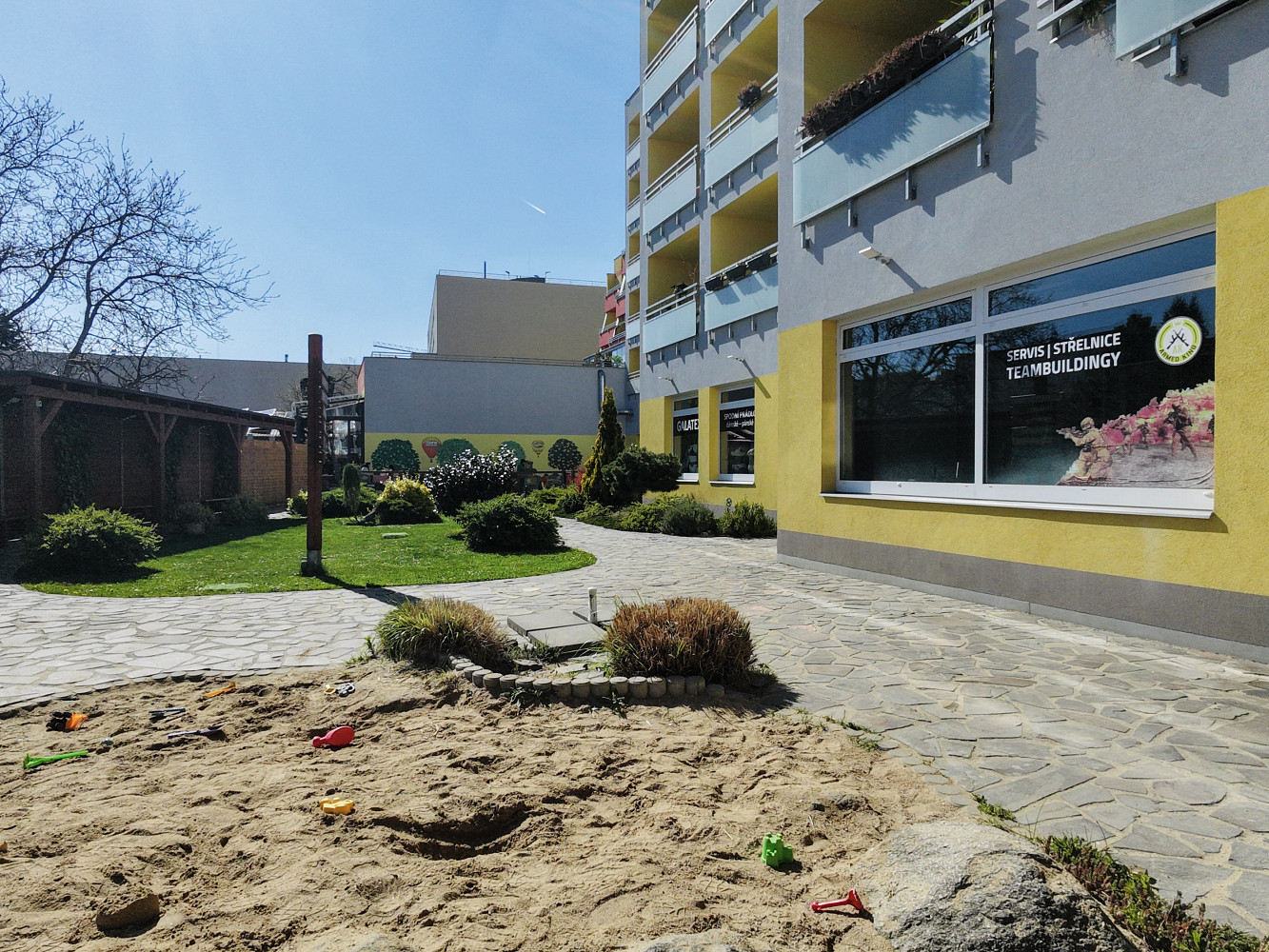 Pronájem obchodních prostor 39 m² – další