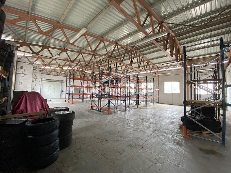 Pronájem skladovacích prostor 335 m² — photo 2