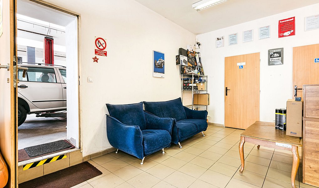 Pronájem komerčního objektu (jiného typu) 300 m², Čebín – náhled fotky 9