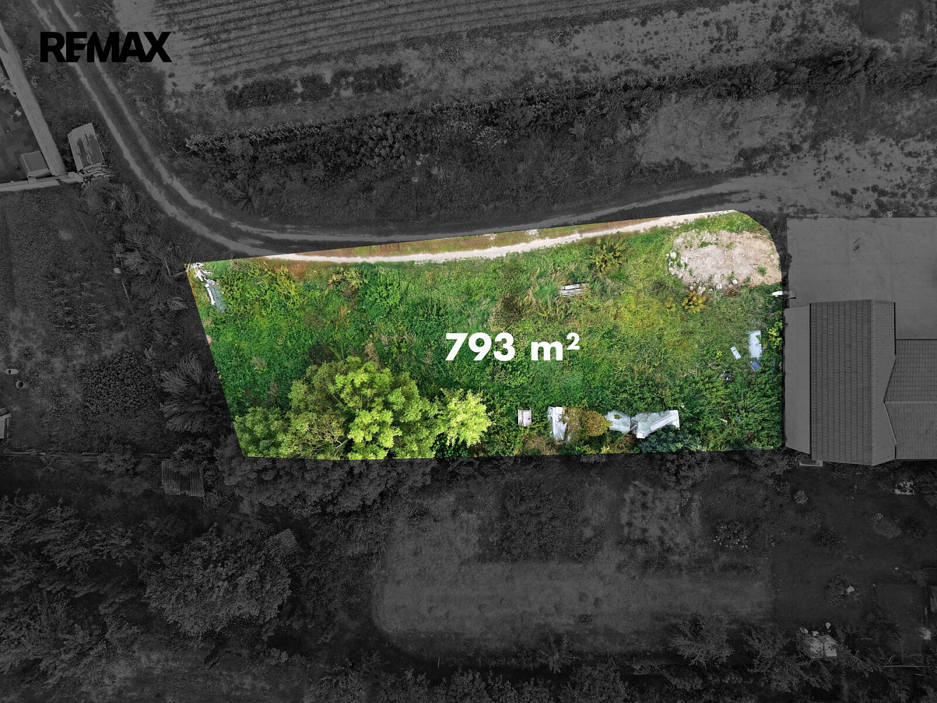 Prodej stavebního pozemku 793 m² – fotografie 4