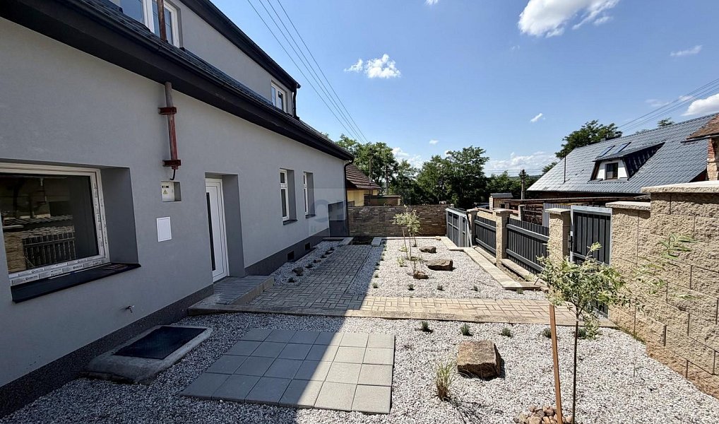 Prodej domu 240 m² s pozemkem 223 m², Lišany – náhled fotky 5