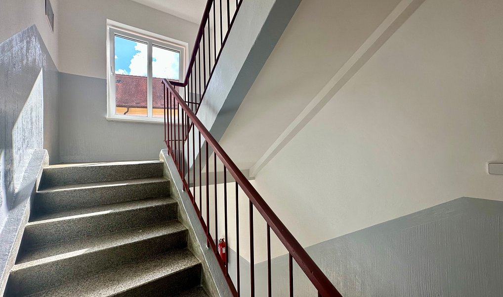 Pronájem bytu 1+kk 32 m², Cheb – náhled fotky 8