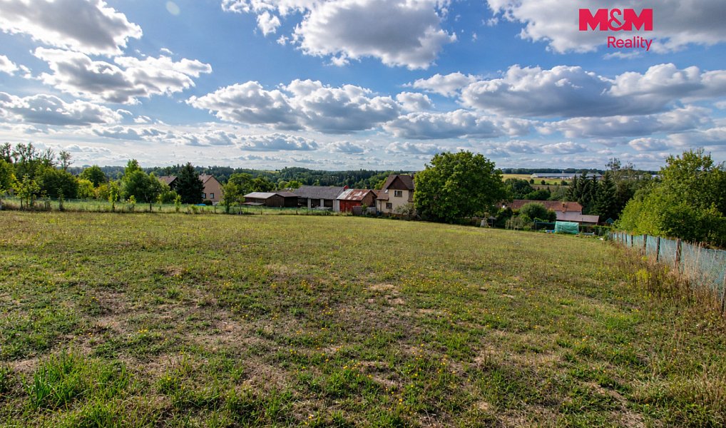 Prodej stavebního pozemku 2 810 m², Okrouhlice – náhled fotky 2