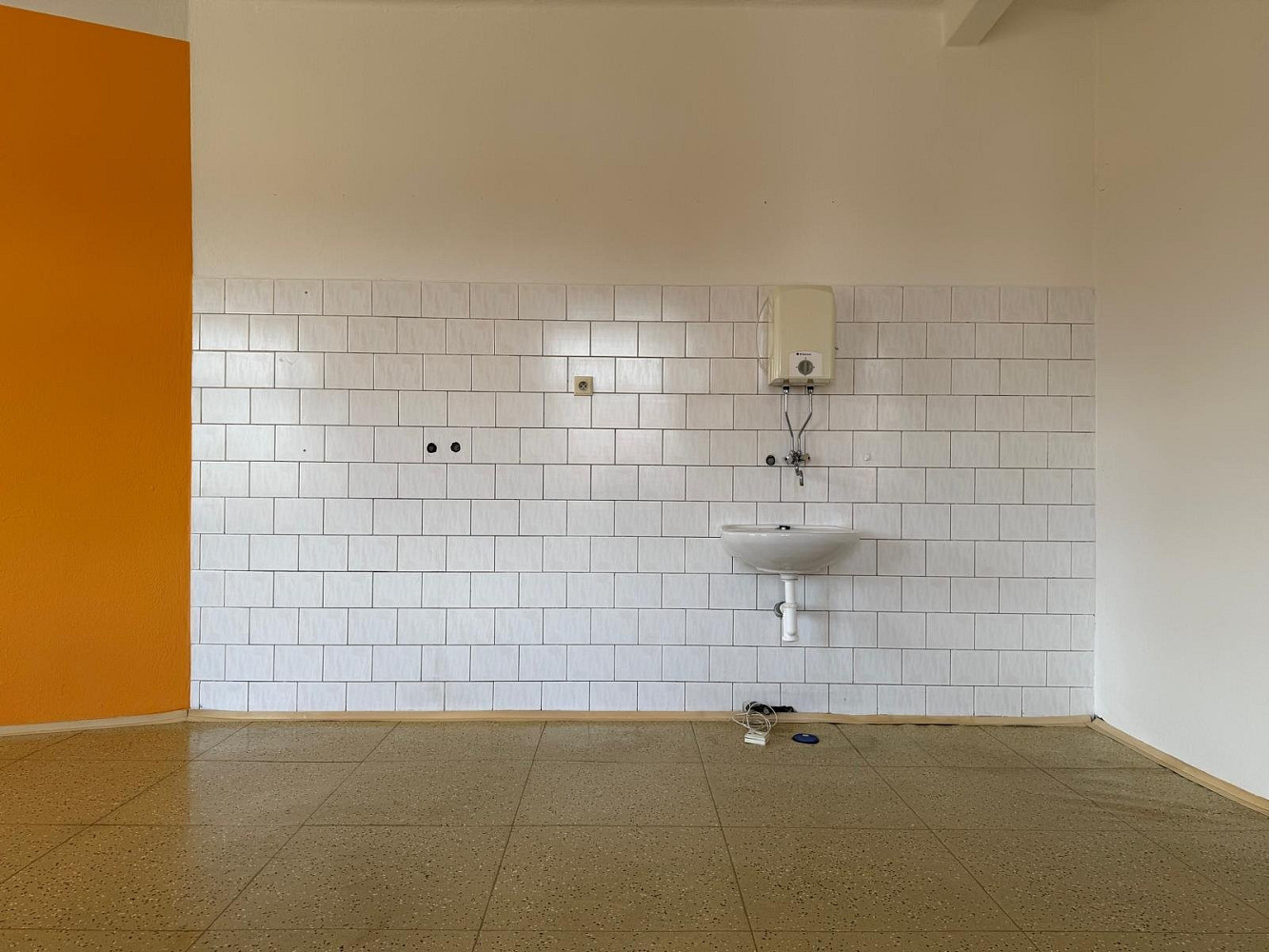 Pronájem obchodních prostor 44 m² – fotografie 4