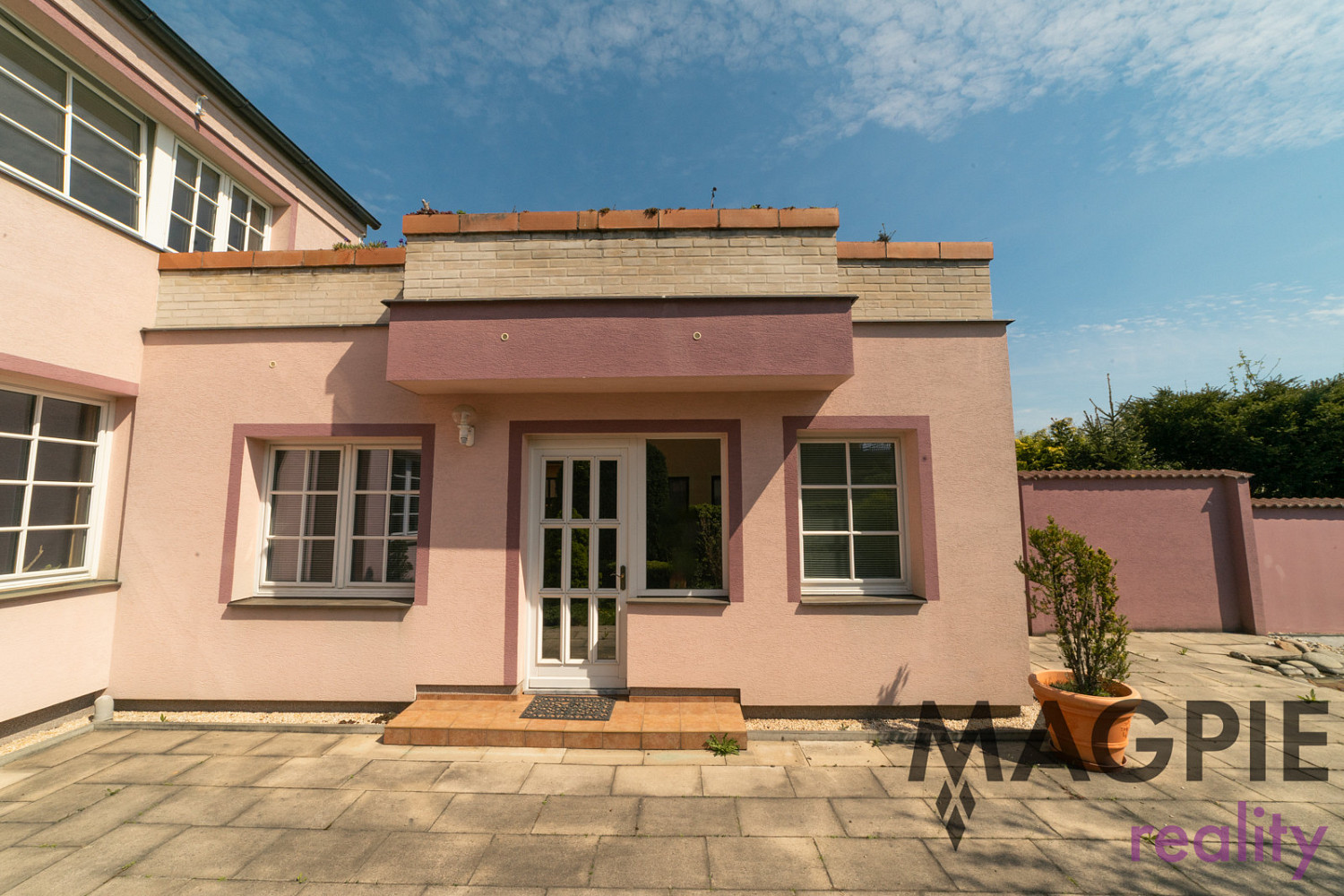 Prodej domu 243 m² s pozemkem 539 m² – fotografie 3