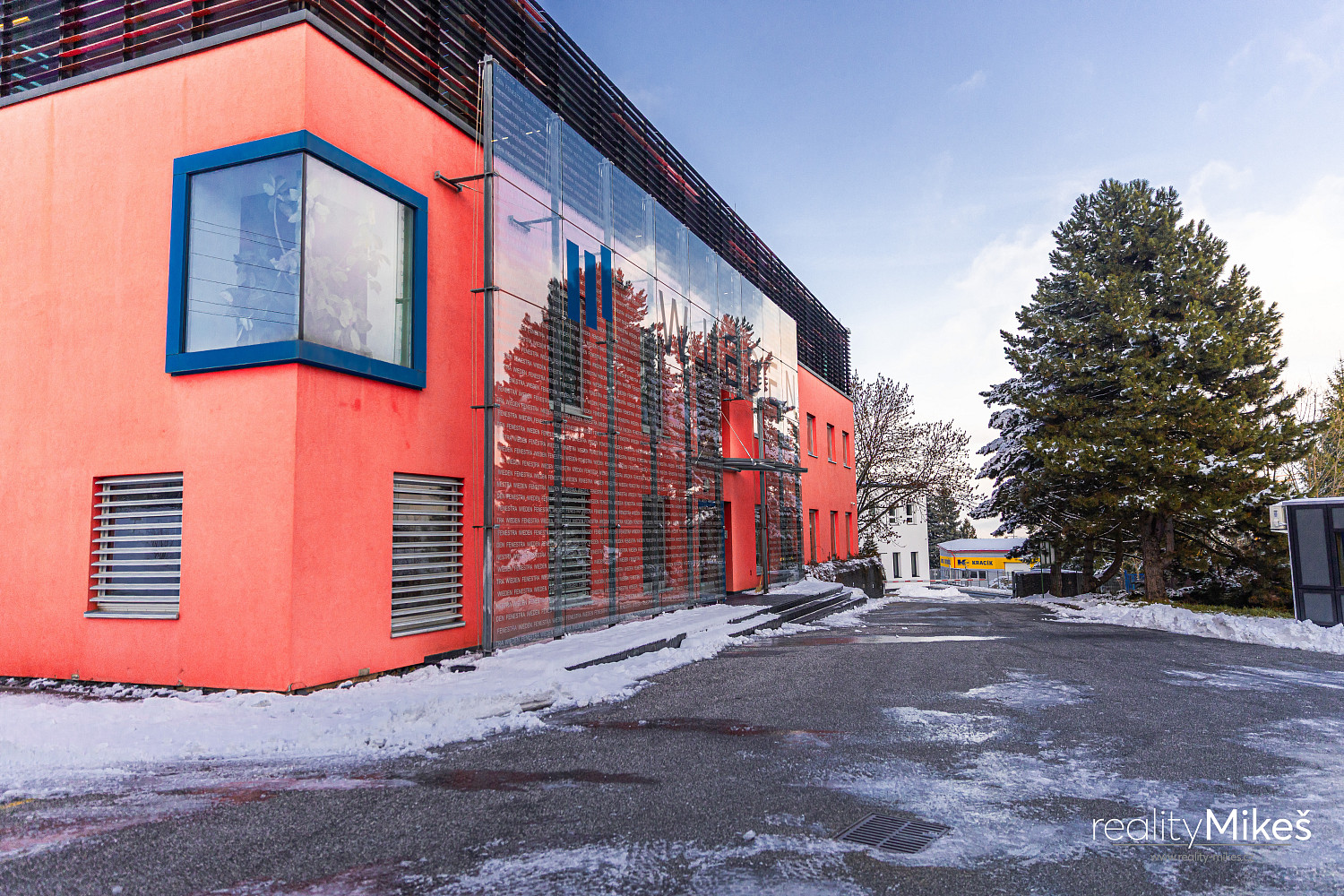 EXKLUZIVNÍ PRŮMYSLOVÝ AREÁL V LIBERCI – pohled 2