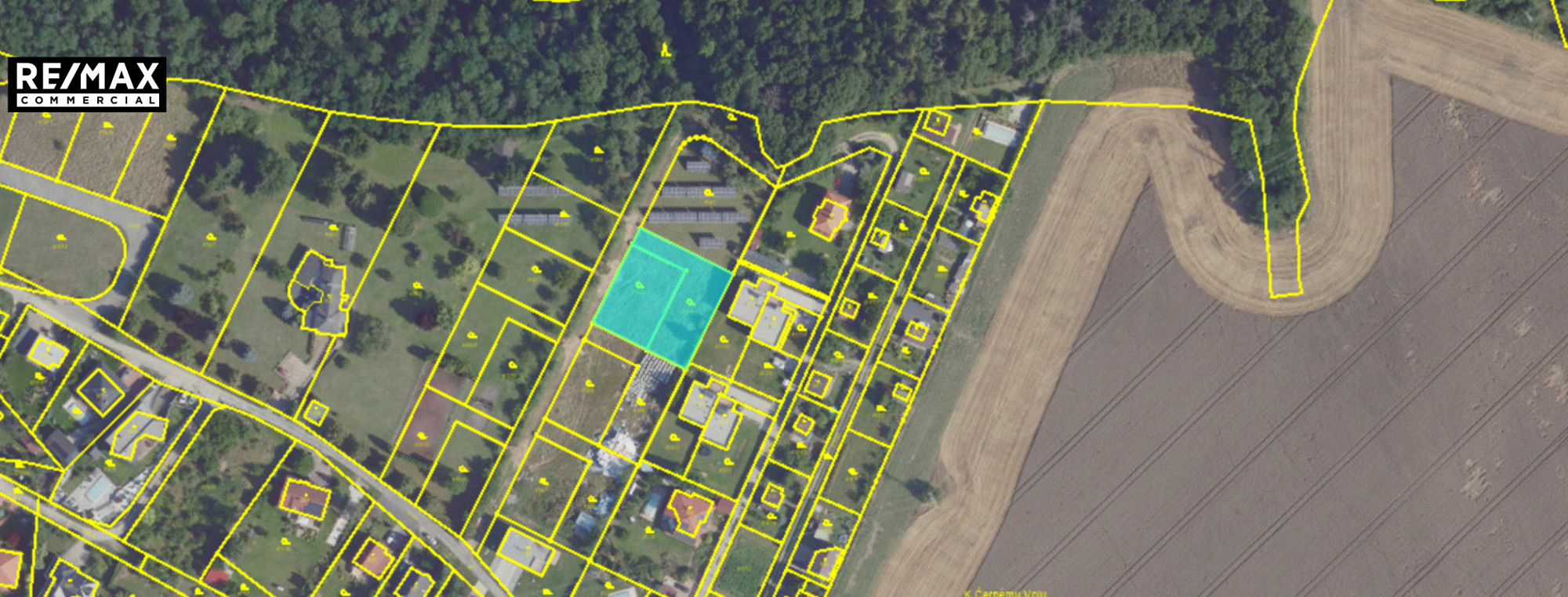 Prodej stavebního pozemku 1 369 m² – pohled 5