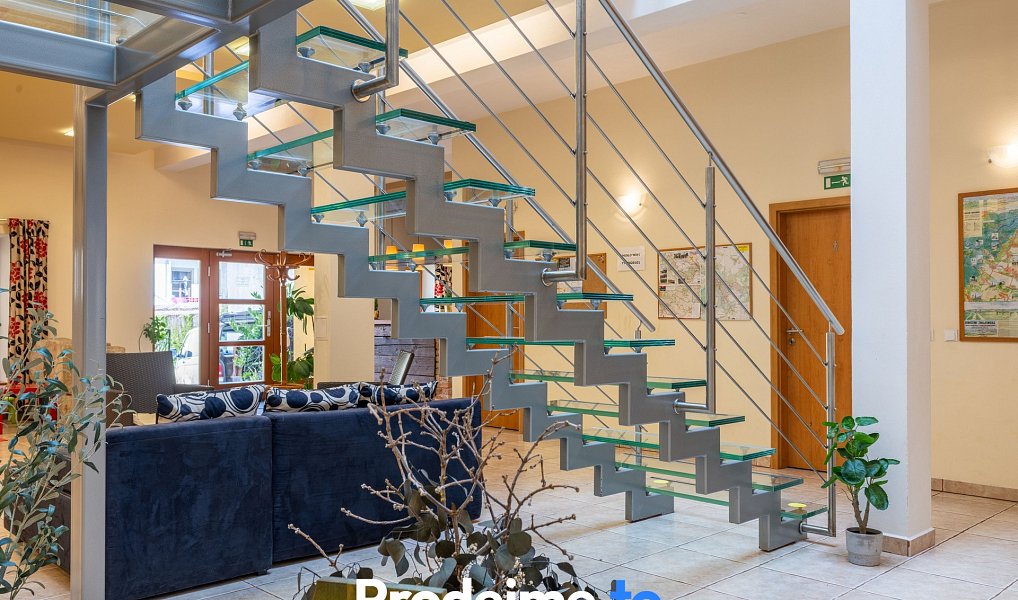 Prodej ubytovacího objektu 1 593 m², Znojmo – náhled fotky 10
