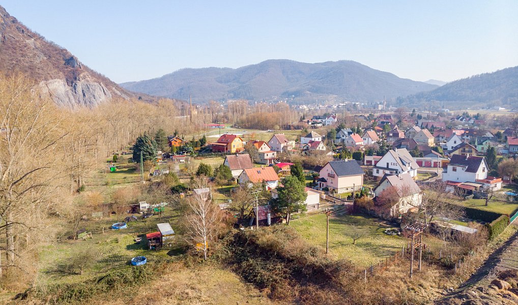 Prodej stavebního pozemku 1 329 m², Velké Březno – náhled fotky 19