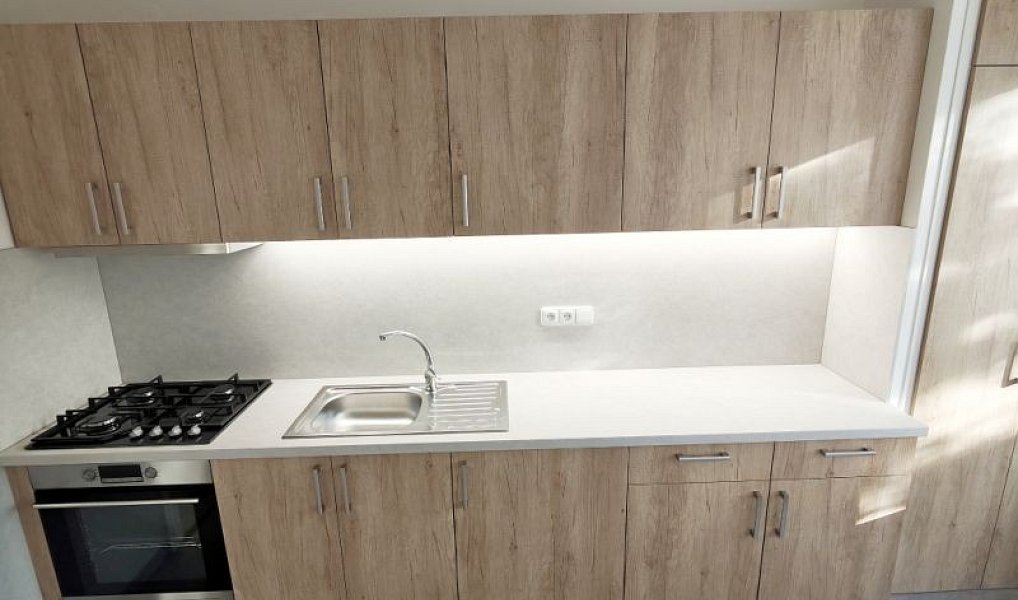 Pronájem bytu 3+1 80 m², Hradec Králové – náhled fotky 10