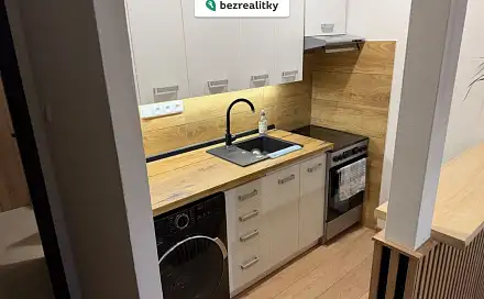 Prodej bytu 1+kk 27 m²