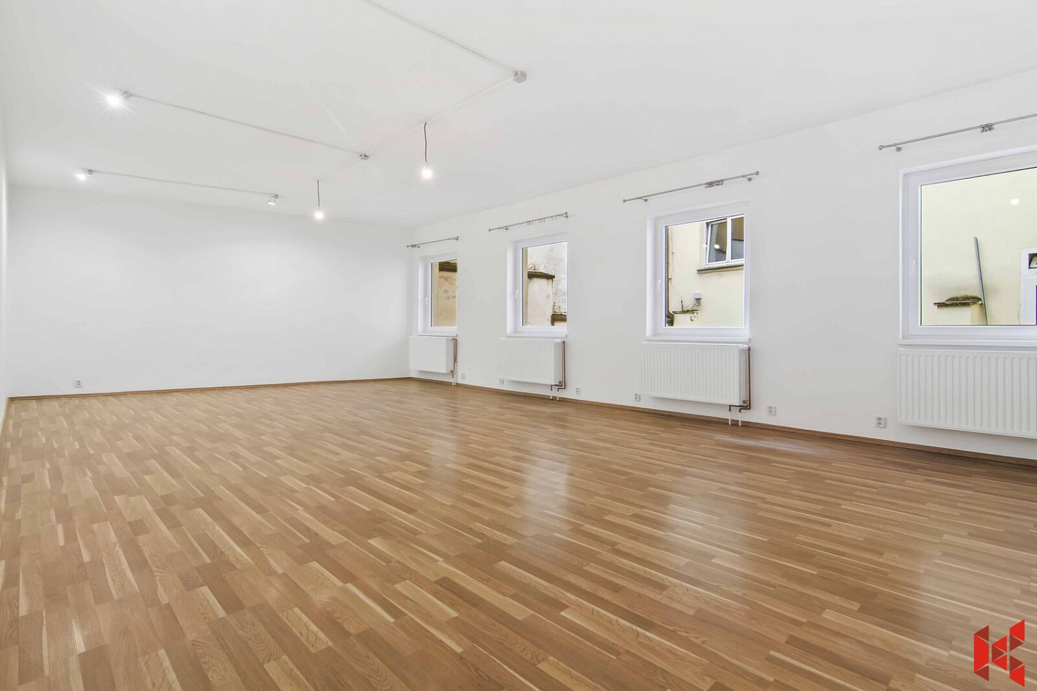 Prodej kanceláře 146 m² – fotografie 5