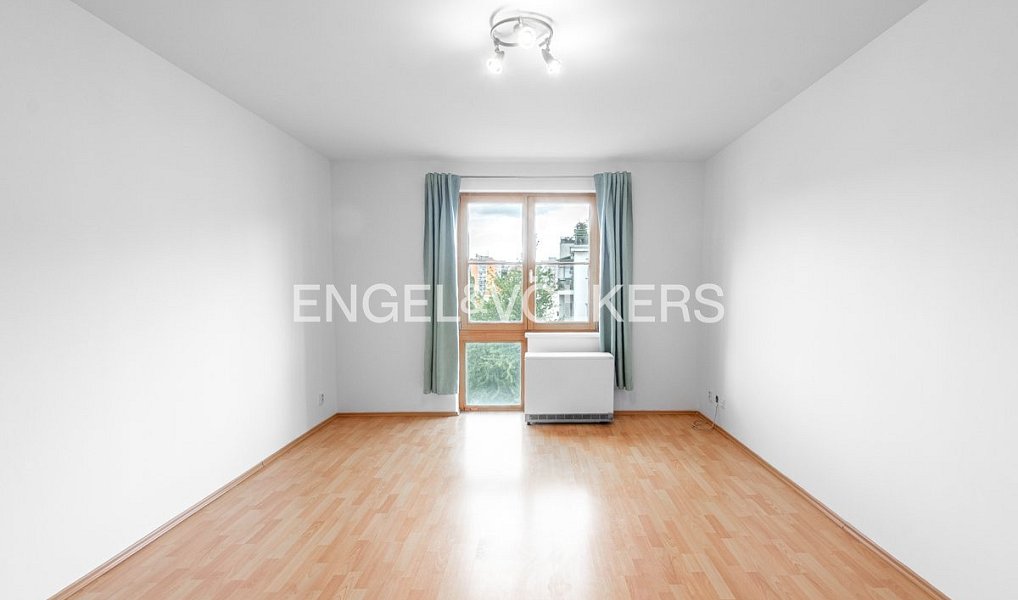 Prodej bytu 2+kk 41 m², Praha – náhled fotky 3