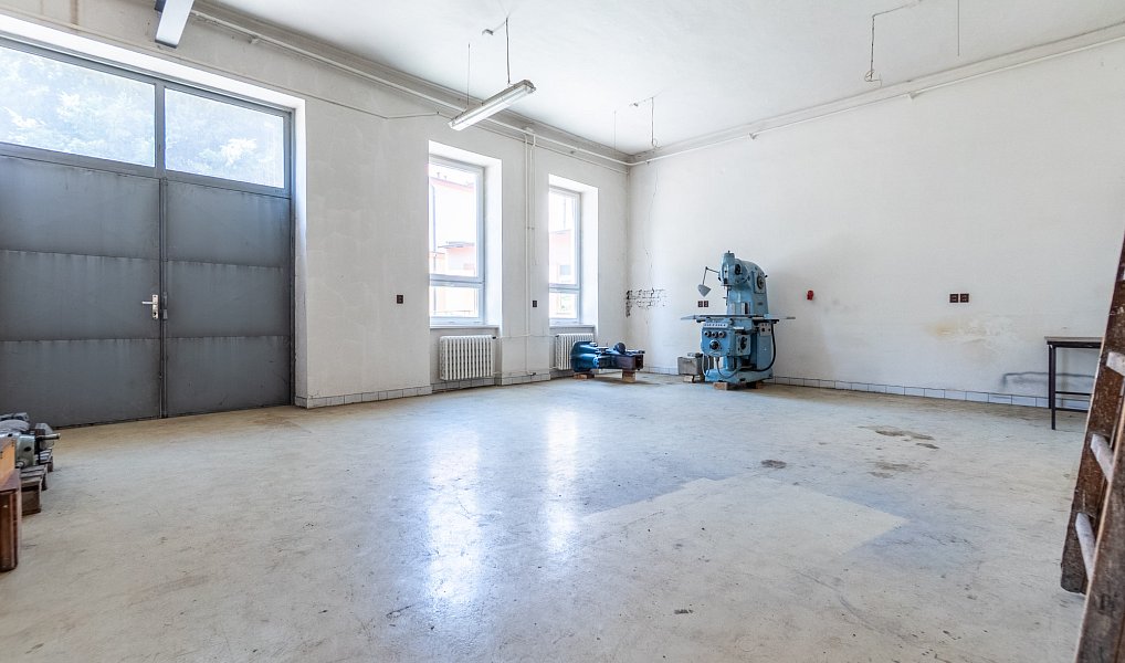 Prodej ubytovacího objektu 1 254 m², Ostrava – náhled fotky 8