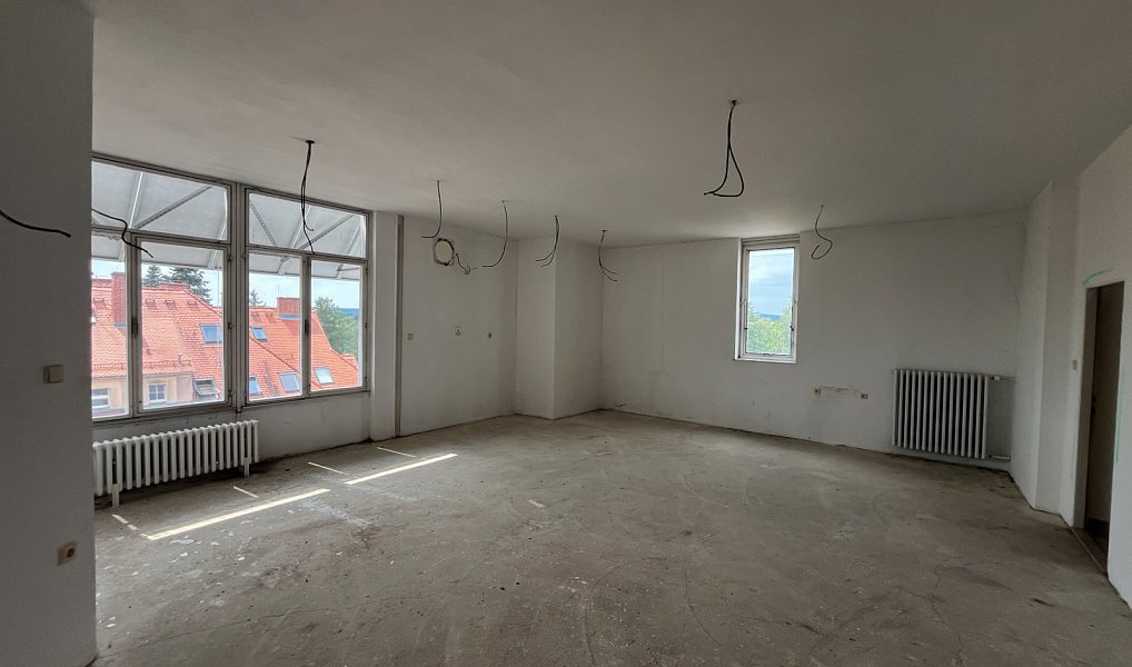 Pronájem obchodních prostor 90 m², Mariánské Lázně – náhled fotky 2