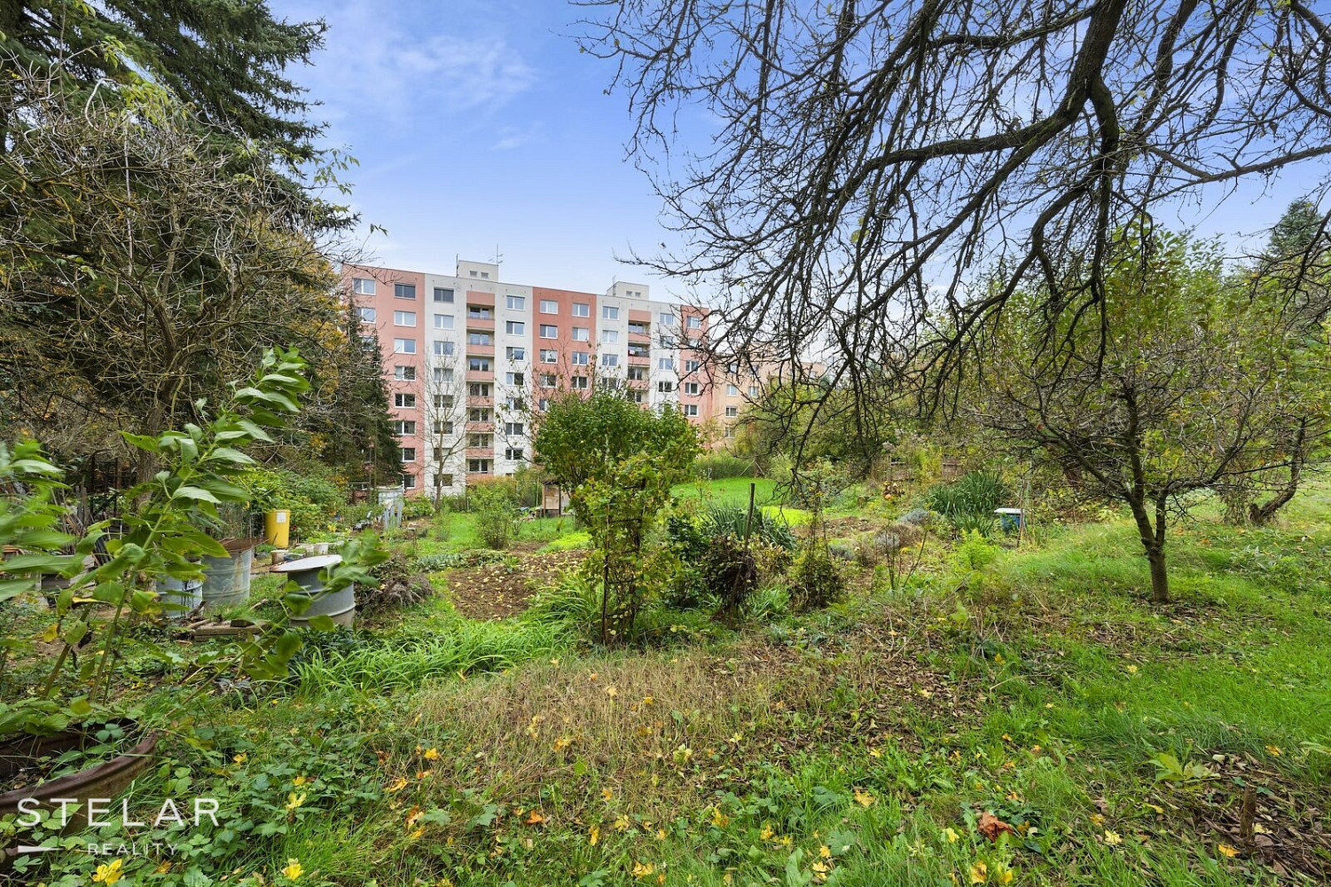 Prodej stavebního pozemku 1 662 m² – fotografie 3