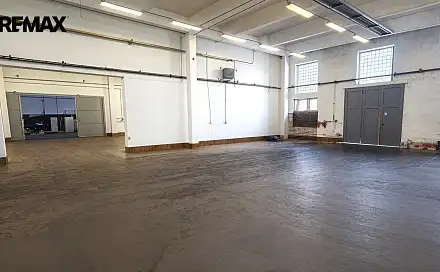 Pronájem obchodních prostor 2 000 m², Vítězství, Děčín - Děčín XXXI-Křešice