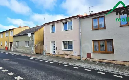 Prodej domu 120 m² s pozemkem 159 m², Na Jitřence, Tachov