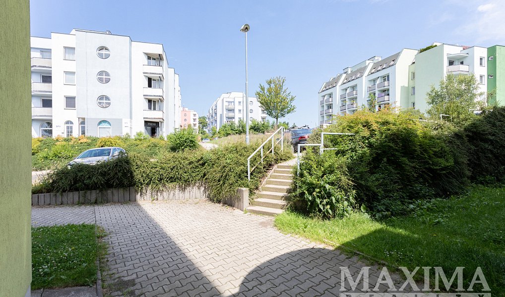Pronájem bytu 3+1 75 m², Liberec – náhled fotky 24